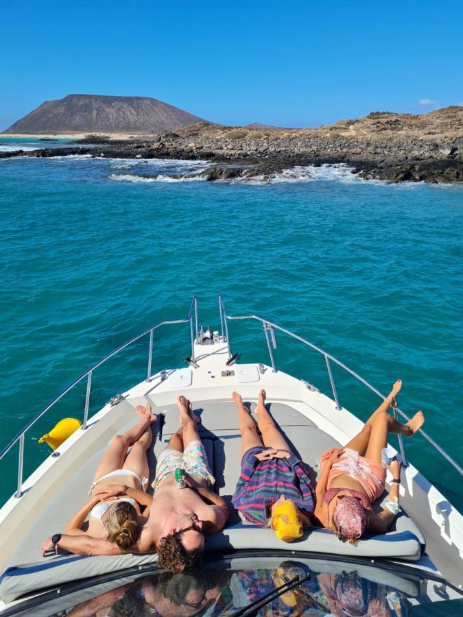 Hotel Coco Surfhouse - Coworking Coliving Corralejo Esterno foto