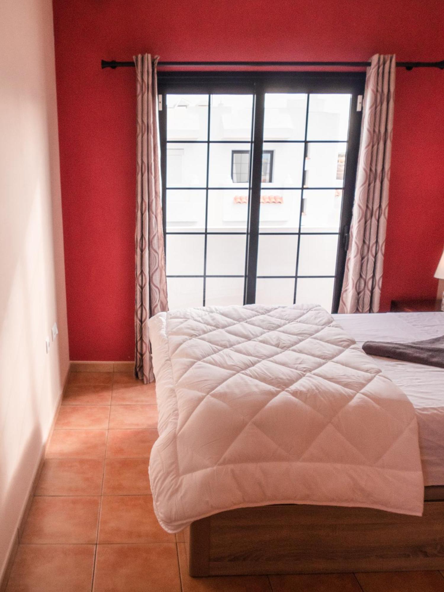 Hotel Coco Surfhouse - Coworking Coliving Corralejo Esterno foto