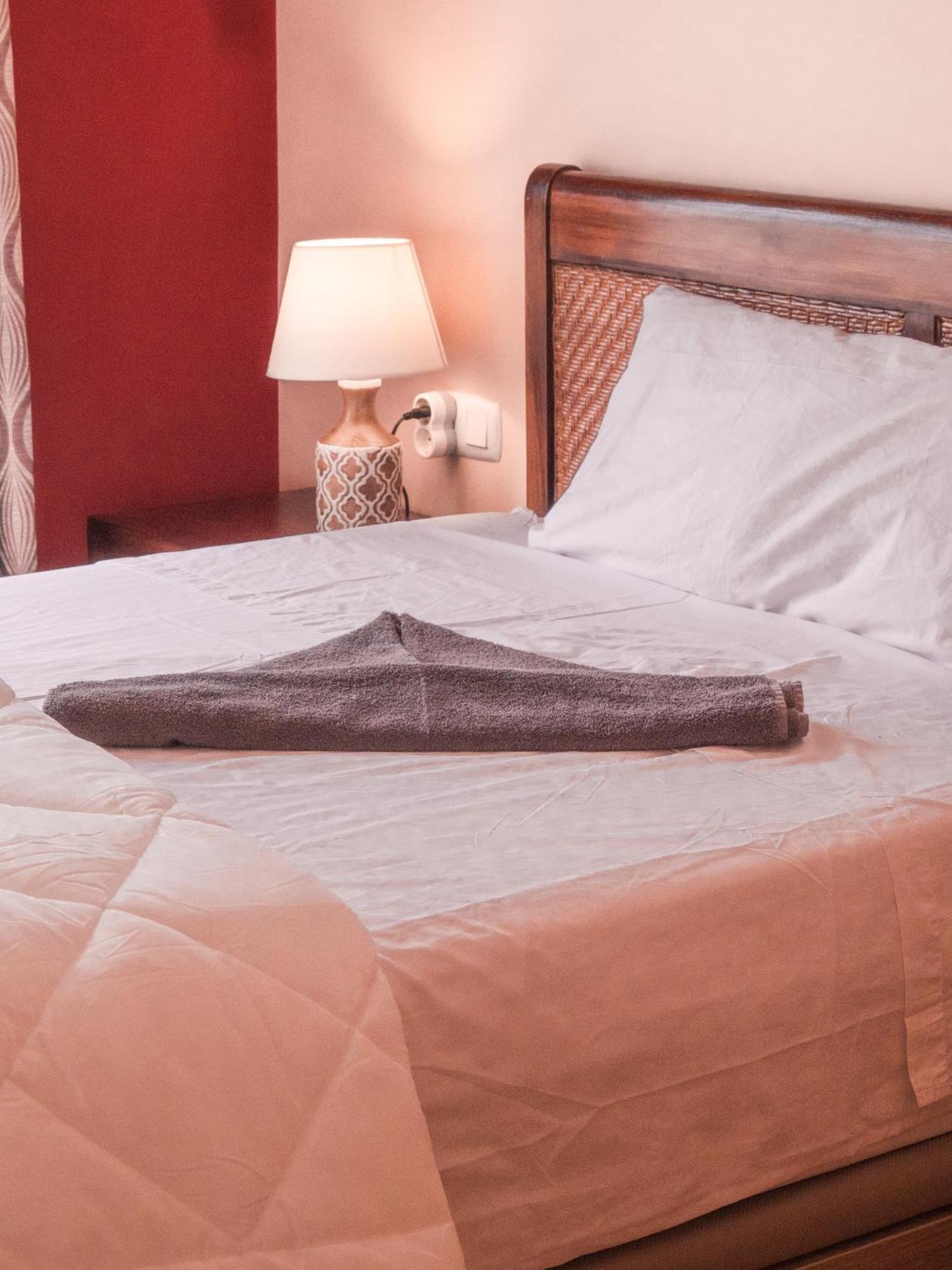 Hotel Coco Surfhouse - Coworking Coliving Corralejo Esterno foto