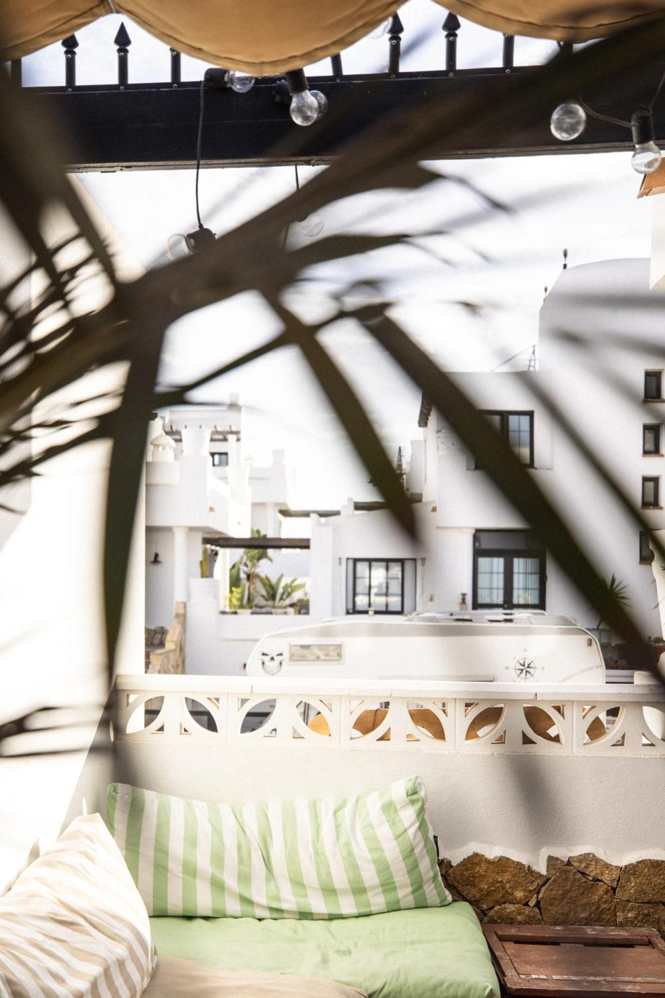Hotel Coco Surfhouse - Coworking Coliving Corralejo Esterno foto