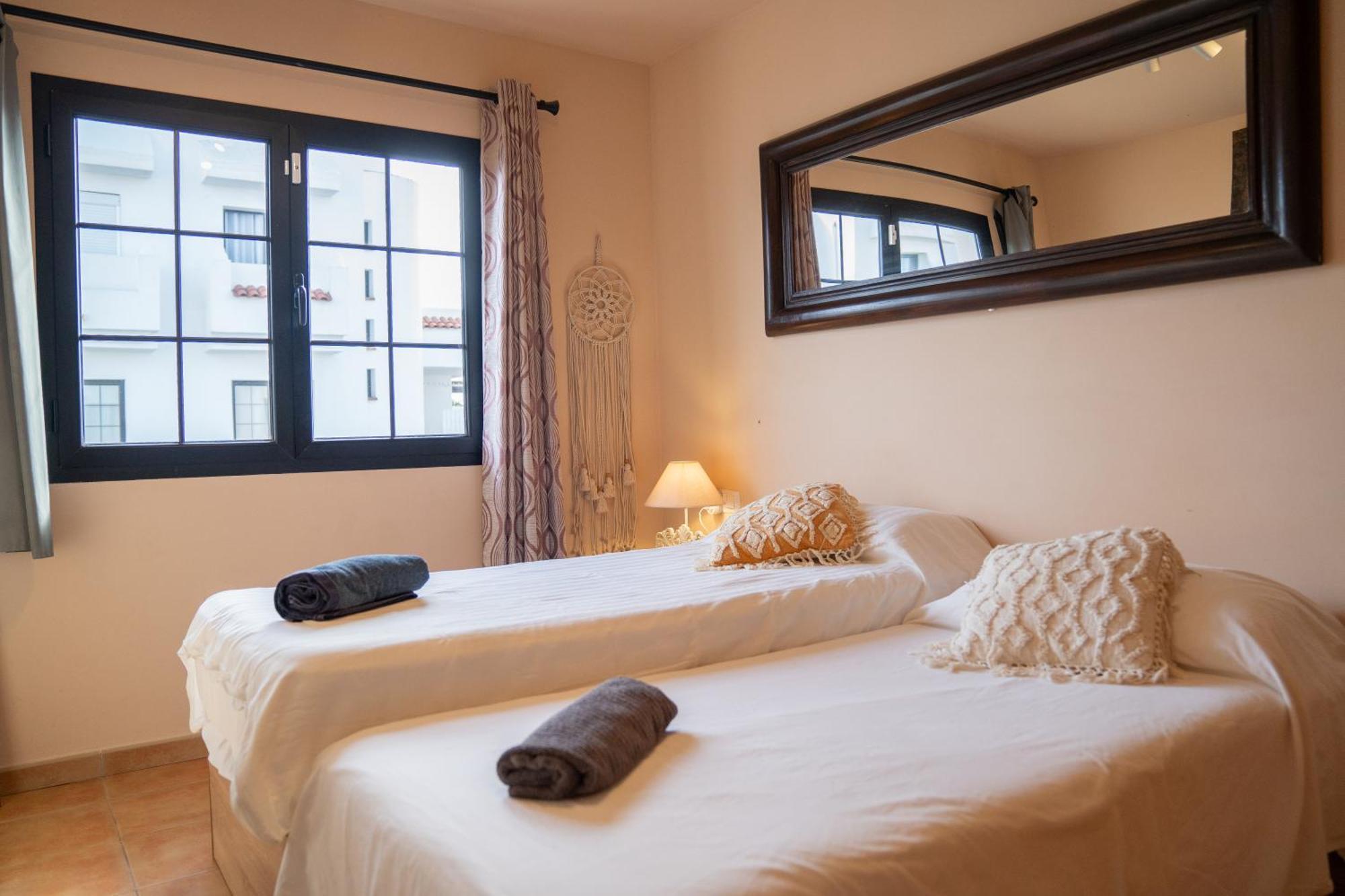 Hotel Coco Surfhouse - Coworking Coliving Corralejo Esterno foto